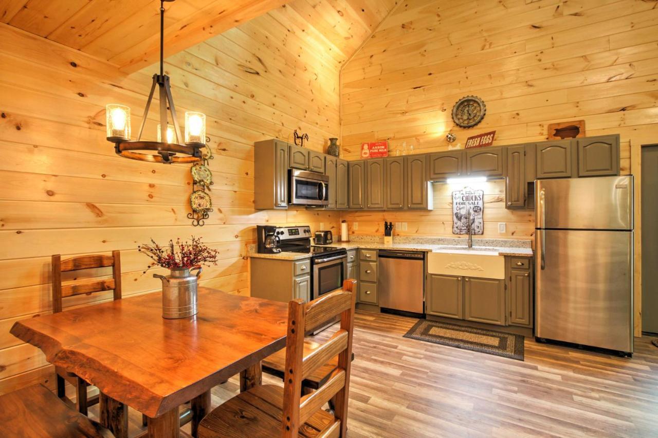 Gatlinburg Cabin With Hot Tub 5 Mi To Downtown Esterno foto
